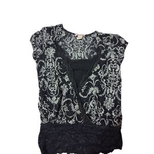 Vol. 1 Petite Elegant Black and White Lace Blouse